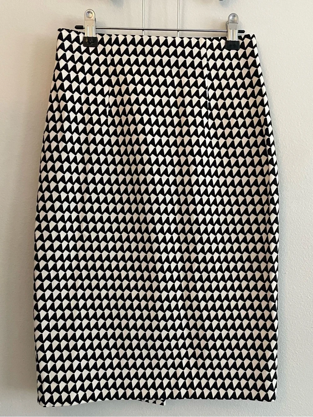 Black & White Geometric Pencil Skirt - Women's